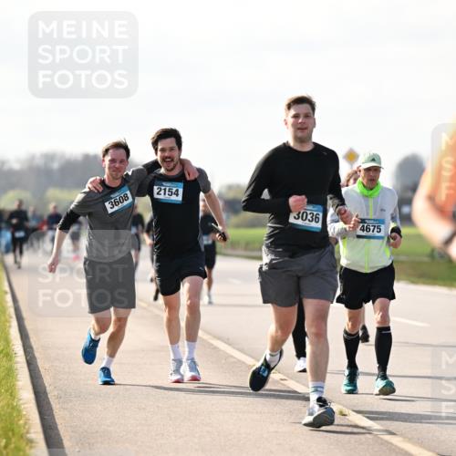 12.04.2026 - 45. Internationalen Wilhelmsburger Insellauf Dr. Thomas Lammeyer http://msf.ph/oto/9445238 12.04.2026 10:22:18 Laufen 3608, 2154, 3036, 4675, 2371 meine-sportfotos.de