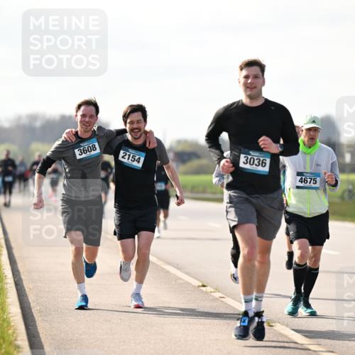 12.04.2026 - 45. Internationalen Wilhelmsburger Insellauf Dr. Thomas Lammeyer http://msf.ph/oto/9445240 12.04.2026 10:22:18 Laufen 3608, 2154, 3036, 4675 meine-sportfotos.de