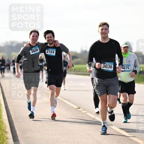 12.04.2026 - 45. Internationalen Wilhelmsburger Insellauf Dr. Thomas Lammeyer http://msf.ph/oto/9445242 12.04.2026 10:22:19 Laufen 3608, 2154, 3036, 4675 meine-sportfotos.de
