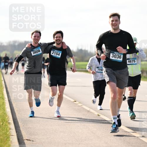 12.04.2026 - 45. Internationalen Wilhelmsburger Insellauf Dr. Thomas Lammeyer http://msf.ph/oto/9445246 12.04.2026 10:22:19 Laufen 3608, 2154, 3996, 3036, 4675 meine-sportfotos.de