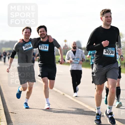 12.04.2026 - 45. Internationalen Wilhelmsburger Insellauf Dr. Thomas Lammeyer http://msf.ph/oto/9445254 12.04.2026 10:22:20 Laufen 3608, 2154, 3036 meine-sportfotos.de