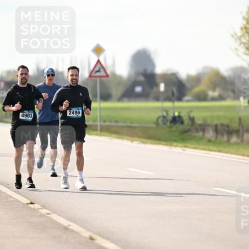 12.04.2026 - 45. Internationalen Wilhelmsburger Insellauf Dr. Thomas Lammeyer http://msf.ph/oto/9445260 12.04.2026 10:22:24 Laufen 4903, 2496 meine-sportfotos.de