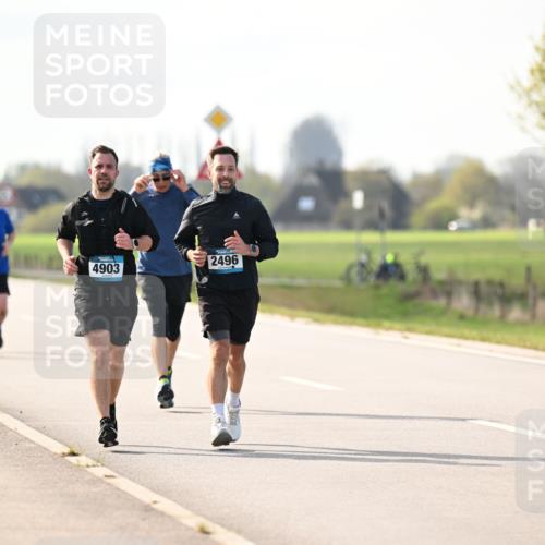 12.04.2026 - 45. Internationalen Wilhelmsburger Insellauf Dr. Thomas Lammeyer http://msf.ph/oto/9445267 12.04.2026 10:22:25 Laufen 4903, 2496 meine-sportfotos.de