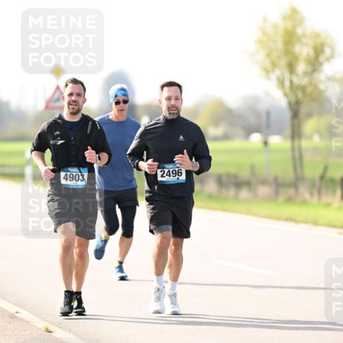 12.04.2026 - 45. Internationalen Wilhelmsburger Insellauf Dr. Thomas Lammeyer http://msf.ph/oto/9445279 12.04.2026 10:22:27 Laufen 4903, 2496 meine-sportfotos.de