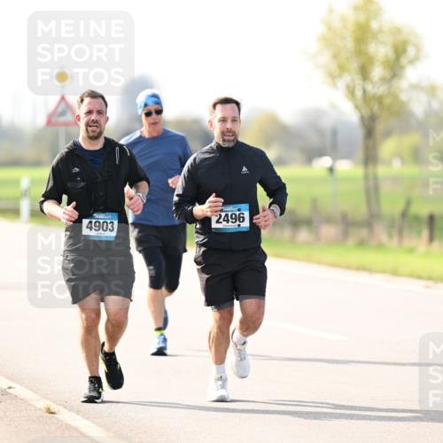 12.04.2026 - 45. Internationalen Wilhelmsburger Insellauf Dr. Thomas Lammeyer http://msf.ph/oto/9445281 12.04.2026 10:22:27 Laufen 4903, 2496 meine-sportfotos.de