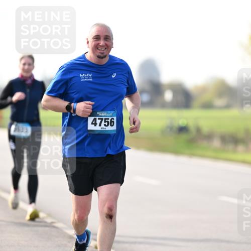 12.04.2026 - 45. Internationalen Wilhelmsburger Insellauf Dr. Thomas Lammeyer http://msf.ph/oto/9445320 12.04.2026 10:22:36 Laufen 3847, 4756 meine-sportfotos.de