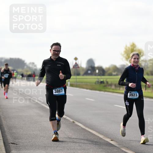 12.04.2026 - 45. Internationalen Wilhelmsburger Insellauf Dr. Thomas Lammeyer http://msf.ph/oto/9445325 12.04.2026 10:22:39 Laufen 3887, 3923 meine-sportfotos.de