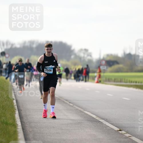 12.04.2026 - 45. Internationalen Wilhelmsburger Insellauf Dr. Thomas Lammeyer http://msf.ph/oto/9445326 12.04.2026 10:22:41 Laufen 2506 meine-sportfotos.de