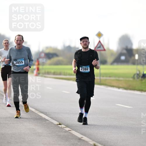 12.04.2026 - 45. Internationalen Wilhelmsburger Insellauf Dr. Thomas Lammeyer http://msf.ph/oto/9445378 12.04.2026 10:22:50 Laufen 3039, 2855, 2392 meine-sportfotos.de
