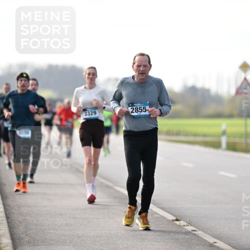 12.04.2026 - 45. Internationalen Wilhelmsburger Insellauf Dr. Thomas Lammeyer http://msf.ph/oto/9445391 12.04.2026 10:22:52 Laufen 3030, 3329, 2855, 2392 meine-sportfotos.de