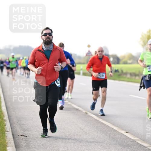 12.04.2026 - 45. Internationalen Wilhelmsburger Insellauf Dr. Thomas Lammeyer http://msf.ph/oto/9445438 12.04.2026 10:23:07 Laufen 4789, 5284 meine-sportfotos.de