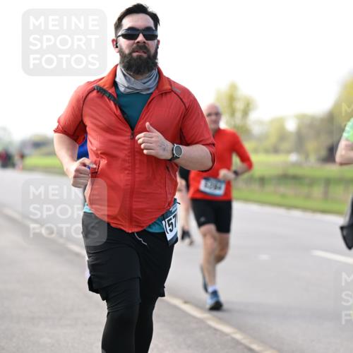 12.04.2026 - 45. Internationalen Wilhelmsburger Insellauf Dr. Thomas Lammeyer http://msf.ph/oto/9445451 12.04.2026 10:23:09 Laufen 157, 4789 meine-sportfotos.de