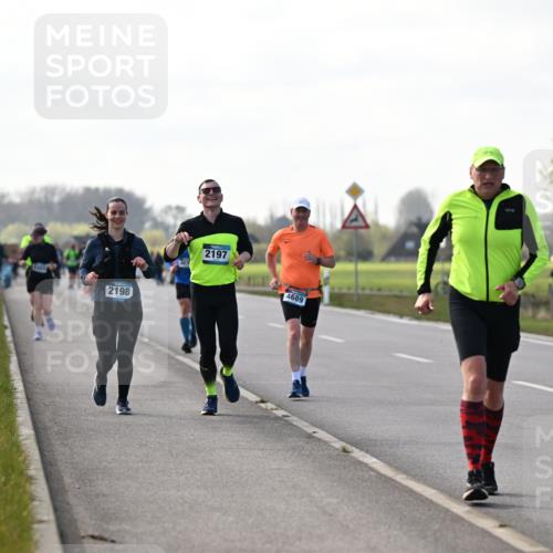 12.04.2026 - 45. Internationalen Wilhelmsburger Insellauf Dr. Thomas Lammeyer http://msf.ph/oto/9445527 12.04.2026 10:23:26 Laufen 2198, 2197, 4689 meine-sportfotos.de