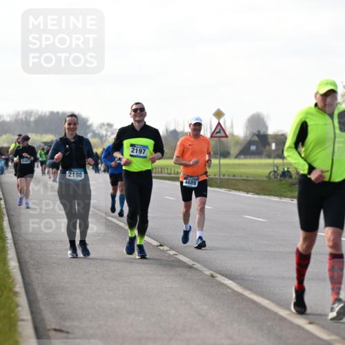 12.04.2026 - 45. Internationalen Wilhelmsburger Insellauf Dr. Thomas Lammeyer http://msf.ph/oto/9445530 12.04.2026 10:23:26 Laufen 5347, 2198, 2197, 4689 meine-sportfotos.de