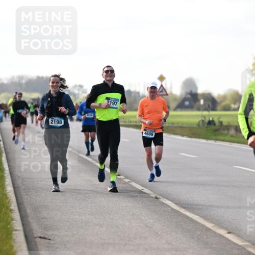 12.04.2026 - 45. Internationalen Wilhelmsburger Insellauf Dr. Thomas Lammeyer http://msf.ph/oto/9445534 12.04.2026 10:23:27 Laufen 2198, 2197, 4689 meine-sportfotos.de
