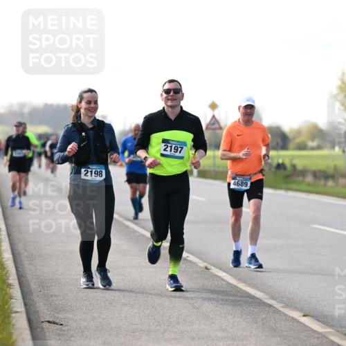12.04.2026 - 45. Internationalen Wilhelmsburger Insellauf Dr. Thomas Lammeyer http://msf.ph/oto/9445543 12.04.2026 10:23:28 Laufen 2198, 2197, 4689 meine-sportfotos.de