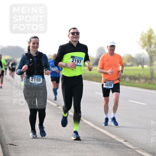 12.04.2026 - 45. Internationalen Wilhelmsburger Insellauf Dr. Thomas Lammeyer http://msf.ph/oto/9445548 12.04.2026 10:23:29 Laufen 2198, 2197, 4689 meine-sportfotos.de