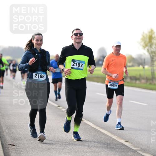 12.04.2026 - 45. Internationalen Wilhelmsburger Insellauf Dr. Thomas Lammeyer http://msf.ph/oto/9445549 12.04.2026 10:23:29 Laufen 2198, 2197, 4689 meine-sportfotos.de