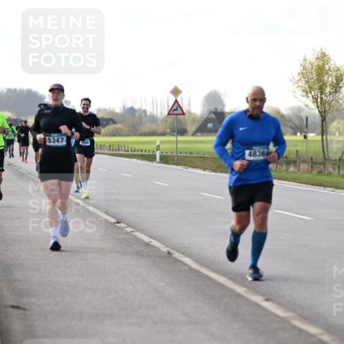 12.04.2026 - 45. Internationalen Wilhelmsburger Insellauf Dr. Thomas Lammeyer http://msf.ph/oto/9445558 12.04.2026 10:23:34 Laufen 2194, 5347, 3459, 4836 meine-sportfotos.de