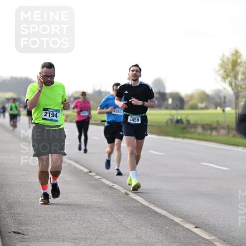 12.04.2026 - 45. Internationalen Wilhelmsburger Insellauf Dr. Thomas Lammeyer http://msf.ph/oto/9445573 12.04.2026 10:23:39 Laufen 2194, 3459, 15 meine-sportfotos.de