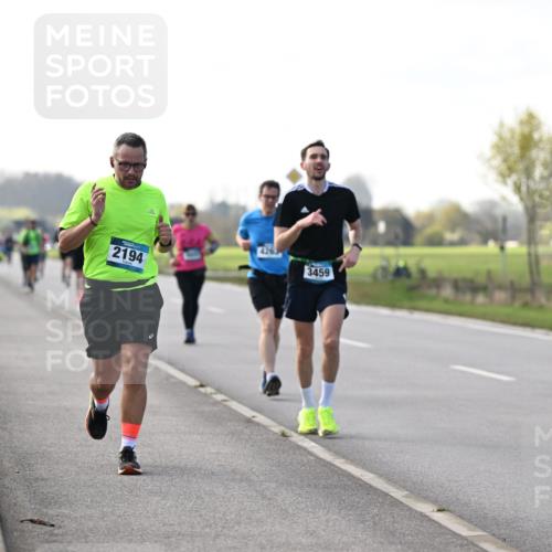 12.04.2026 - 45. Internationalen Wilhelmsburger Insellauf Dr. Thomas Lammeyer http://msf.ph/oto/9445575 12.04.2026 10:23:39 Laufen 2194, 3459 meine-sportfotos.de