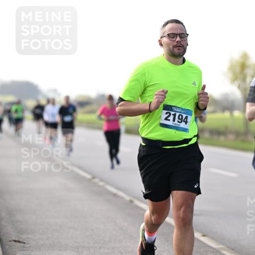12.04.2026 - 45. Internationalen Wilhelmsburger Insellauf Dr. Thomas Lammeyer http://msf.ph/oto/9445589 12.04.2026 10:23:41 Laufen 45, 2194, 3459 meine-sportfotos.de
