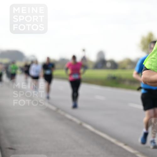 12.04.2026 - 45. Internationalen Wilhelmsburger Insellauf Dr. Thomas Lammeyer http://msf.ph/oto/9445598 12.04.2026 10:23:42 Laufen 2 meine-sportfotos.de