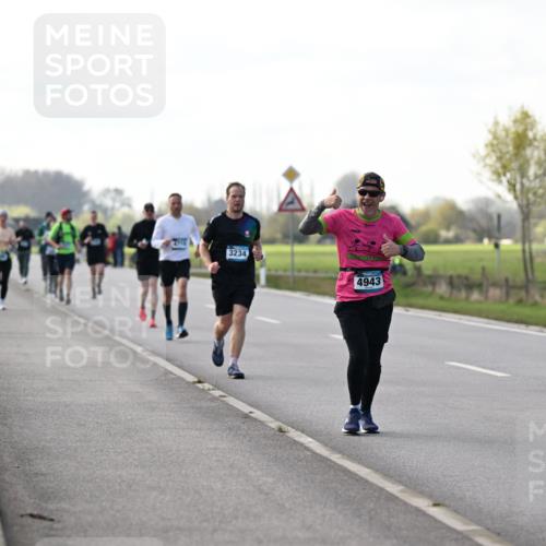 12.04.2026 - 45. Internationalen Wilhelmsburger Insellauf Dr. Thomas Lammeyer http://msf.ph/oto/9445614 12.04.2026 10:23:45 Laufen 3234, 4943 meine-sportfotos.de