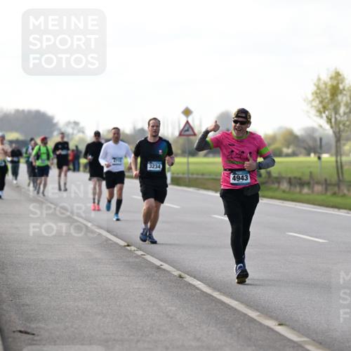 12.04.2026 - 45. Internationalen Wilhelmsburger Insellauf Dr. Thomas Lammeyer http://msf.ph/oto/9445615 12.04.2026 10:23:45 Laufen 3234, 4943 meine-sportfotos.de
