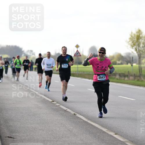 12.04.2026 - 45. Internationalen Wilhelmsburger Insellauf Dr. Thomas Lammeyer http://msf.ph/oto/9445616 12.04.2026 10:23:45 Laufen 3234, 4943 meine-sportfotos.de
