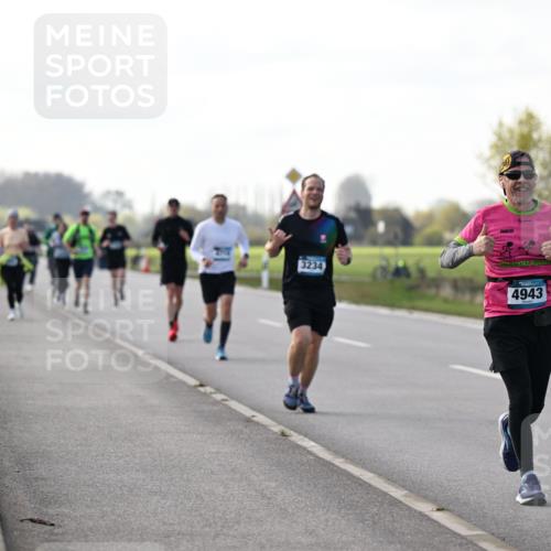 12.04.2026 - 45. Internationalen Wilhelmsburger Insellauf Dr. Thomas Lammeyer http://msf.ph/oto/9445626 12.04.2026 10:23:47 Laufen 3234, 4943 meine-sportfotos.de