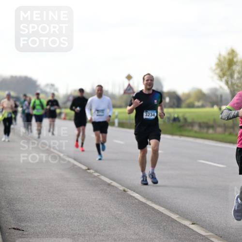 12.04.2026 - 45. Internationalen Wilhelmsburger Insellauf Dr. Thomas Lammeyer http://msf.ph/oto/9445629 12.04.2026 10:23:47 Laufen 4943 meine-sportfotos.de