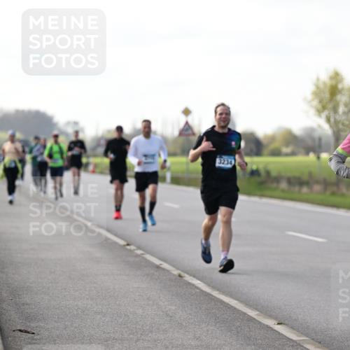 12.04.2026 - 45. Internationalen Wilhelmsburger Insellauf Dr. Thomas Lammeyer http://msf.ph/oto/9445630 12.04.2026 10:23:47 Laufen 3234, 4943 meine-sportfotos.de