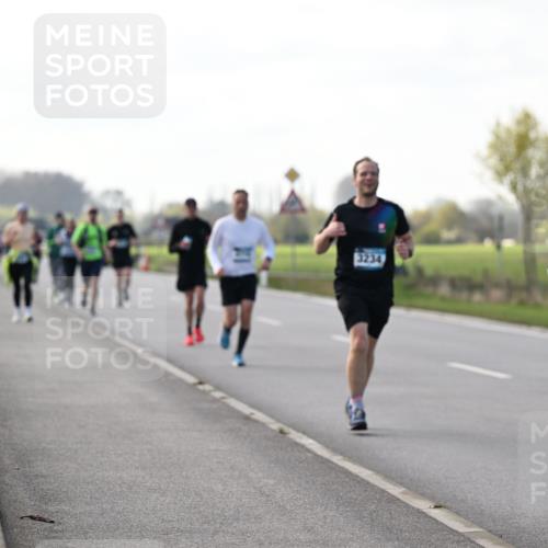 12.04.2026 - 45. Internationalen Wilhelmsburger Insellauf Dr. Thomas Lammeyer http://msf.ph/oto/9445632 12.04.2026 10:23:48 Laufen 4943 meine-sportfotos.de