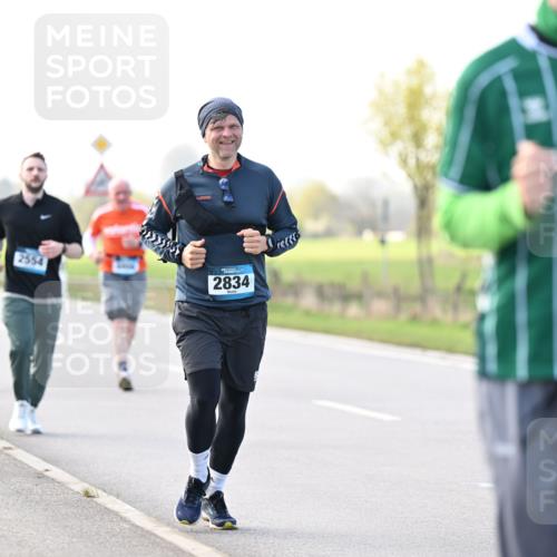 12.04.2026 - 45. Internationalen Wilhelmsburger Insellauf Dr. Thomas Lammeyer http://msf.ph/oto/9445707 12.04.2026 10:24:05 Laufen 2554, 2834 meine-sportfotos.de