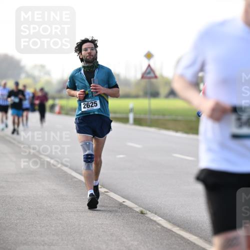 12.04.2026 - 45. Internationalen Wilhelmsburger Insellauf Dr. Thomas Lammeyer http://msf.ph/oto/9445729 12.04.2026 10:24:11 Laufen 2625, 5600 meine-sportfotos.de