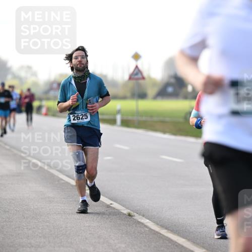 12.04.2026 - 45. Internationalen Wilhelmsburger Insellauf Dr. Thomas Lammeyer http://msf.ph/oto/9445730 12.04.2026 10:24:11 Laufen 1406, 2625 meine-sportfotos.de