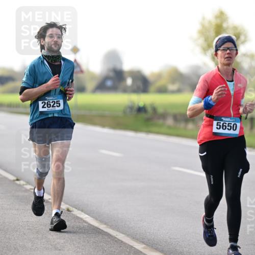 12.04.2026 - 45. Internationalen Wilhelmsburger Insellauf Dr. Thomas Lammeyer http://msf.ph/oto/9445737 12.04.2026 10:24:12 Laufen 45, 2625, 5650 meine-sportfotos.de