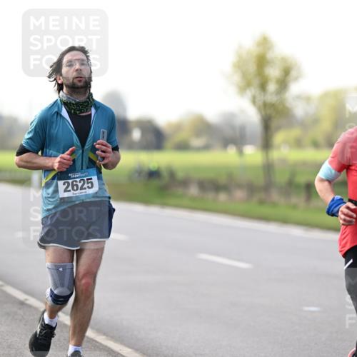 12.04.2026 - 45. Internationalen Wilhelmsburger Insellauf Dr. Thomas Lammeyer http://msf.ph/oto/9445743 12.04.2026 10:24:13 Laufen 2625, 232, 5650 meine-sportfotos.de
