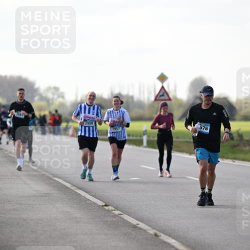 12.04.2026 - 45. Internationalen Wilhelmsburger Insellauf Dr. Thomas Lammeyer http://msf.ph/oto/9445752 12.04.2026 10:24:21 Laufen 2958, 576 meine-sportfotos.de