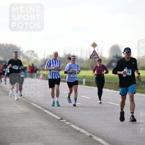 12.04.2026 - 45. Internationalen Wilhelmsburger Insellauf Dr. Thomas Lammeyer http://msf.ph/oto/9445755 12.04.2026 10:24:22 Laufen 76, 3547, 2958 meine-sportfotos.de
