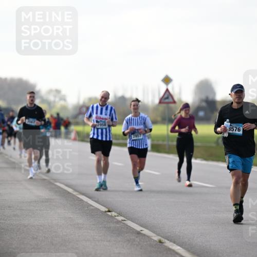 12.04.2026 - 45. Internationalen Wilhelmsburger Insellauf Dr. Thomas Lammeyer http://msf.ph/oto/9445758 12.04.2026 10:24:22 Laufen 3576, 2958 meine-sportfotos.de