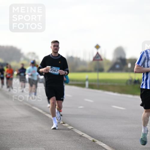 12.04.2026 - 45. Internationalen Wilhelmsburger Insellauf Dr. Thomas Lammeyer http://msf.ph/oto/9445796 12.04.2026 10:24:28 Laufen 3567, 2958 meine-sportfotos.de