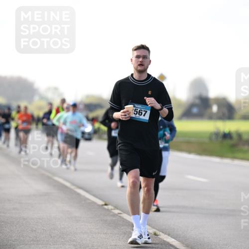12.04.2026 - 45. Internationalen Wilhelmsburger Insellauf Dr. Thomas Lammeyer http://msf.ph/oto/9445805 12.04.2026 10:24:30 Laufen 567 meine-sportfotos.de