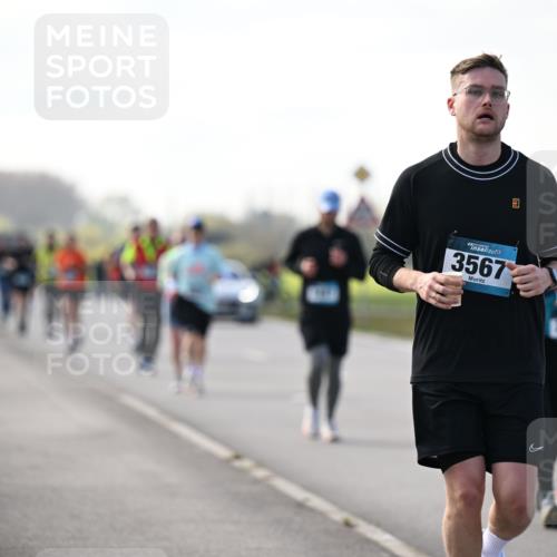 12.04.2026 - 45. Internationalen Wilhelmsburger Insellauf Dr. Thomas Lammeyer http://msf.ph/oto/9445817 12.04.2026 10:24:31 Laufen 45, 3567 meine-sportfotos.de