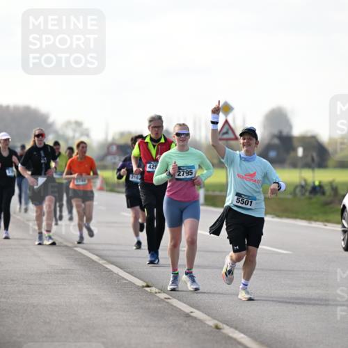12.04.2026 - 45. Internationalen Wilhelmsburger Insellauf Dr. Thomas Lammeyer http://msf.ph/oto/9445845 12.04.2026 10:24:36 Laufen 2162, 429, 2795, 44, 5501 meine-sportfotos.de