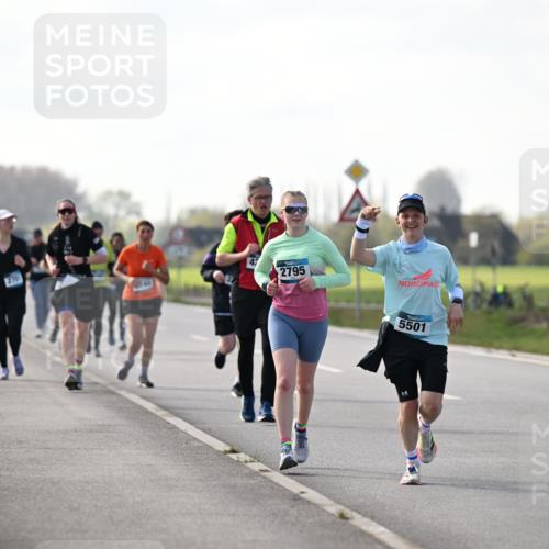 12.04.2026 - 45. Internationalen Wilhelmsburger Insellauf Dr. Thomas Lammeyer http://msf.ph/oto/9445848 12.04.2026 10:24:37 Laufen 47, 2795, 5501 meine-sportfotos.de