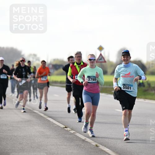 12.04.2026 - 45. Internationalen Wilhelmsburger Insellauf Dr. Thomas Lammeyer http://msf.ph/oto/9445852 12.04.2026 10:24:37 Laufen 2795, 5501 meine-sportfotos.de
