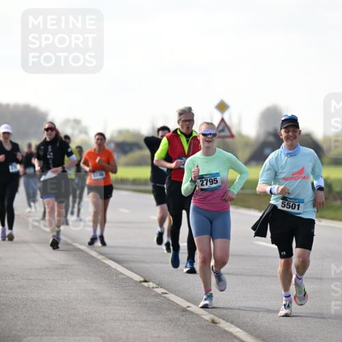 12.04.2026 - 45. Internationalen Wilhelmsburger Insellauf Dr. Thomas Lammeyer http://msf.ph/oto/9445854 12.04.2026 10:24:38 Laufen 2795, 5501 meine-sportfotos.de