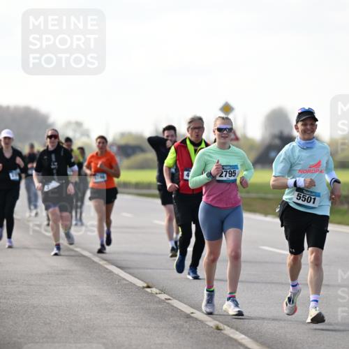 12.04.2026 - 45. Internationalen Wilhelmsburger Insellauf Dr. Thomas Lammeyer http://msf.ph/oto/9445855 12.04.2026 10:24:38 Laufen 2795, 5501 meine-sportfotos.de